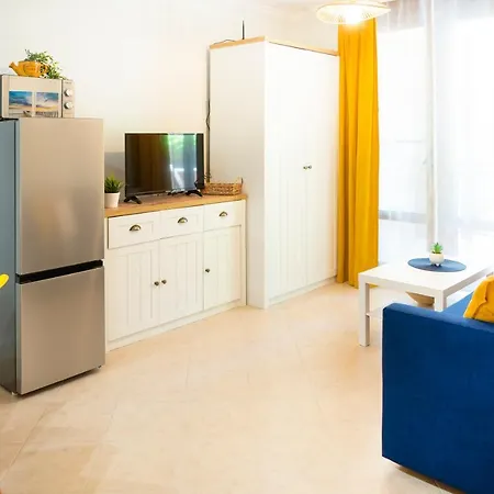 Cozy Santa Marina Σωζόπολη
