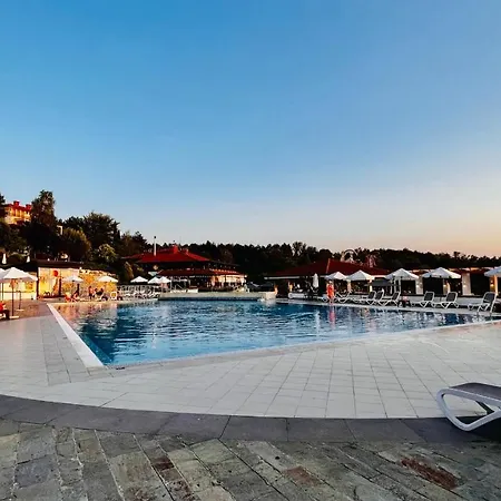 Cozy Santa Marina Appartement Sozopol